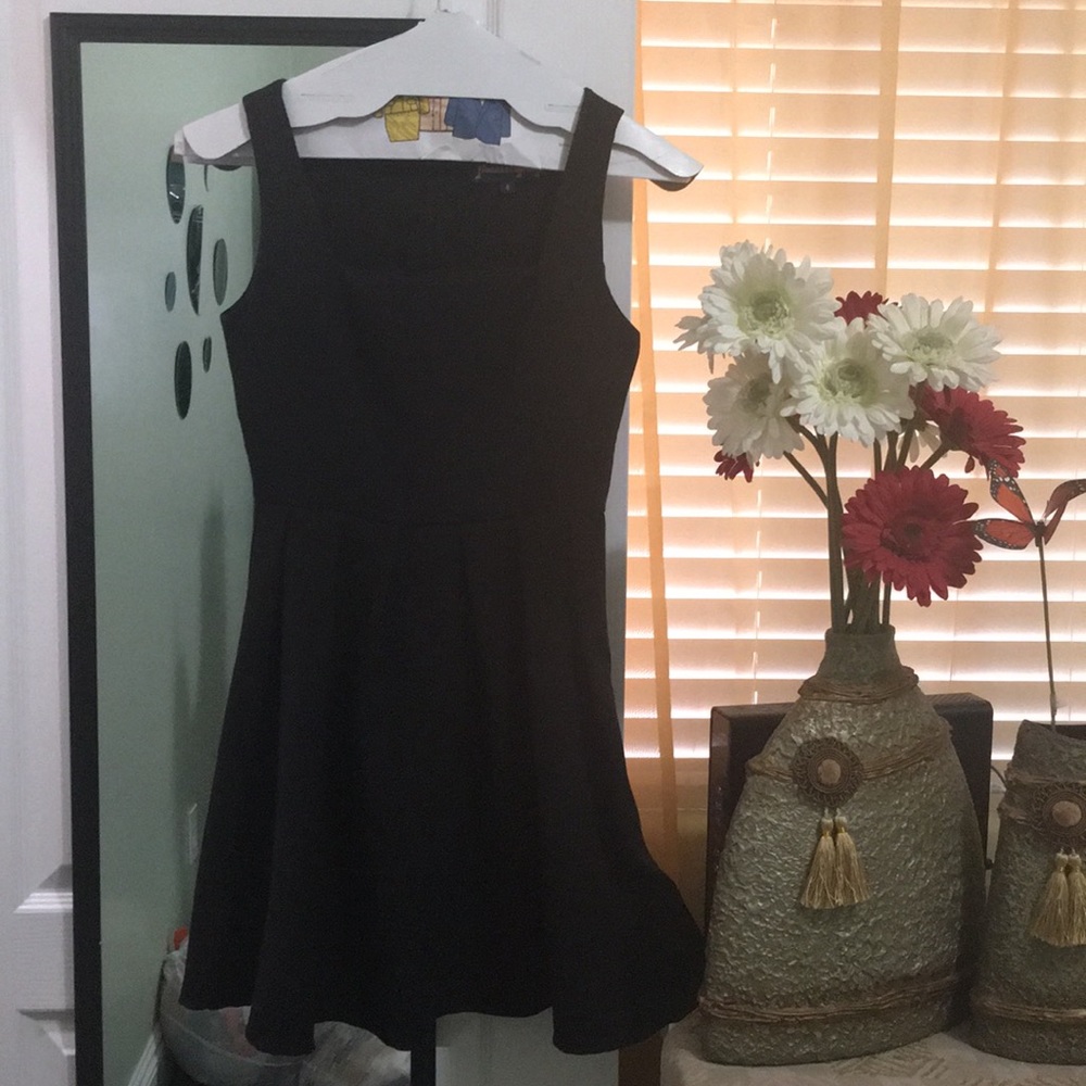 Princess highway Black dress